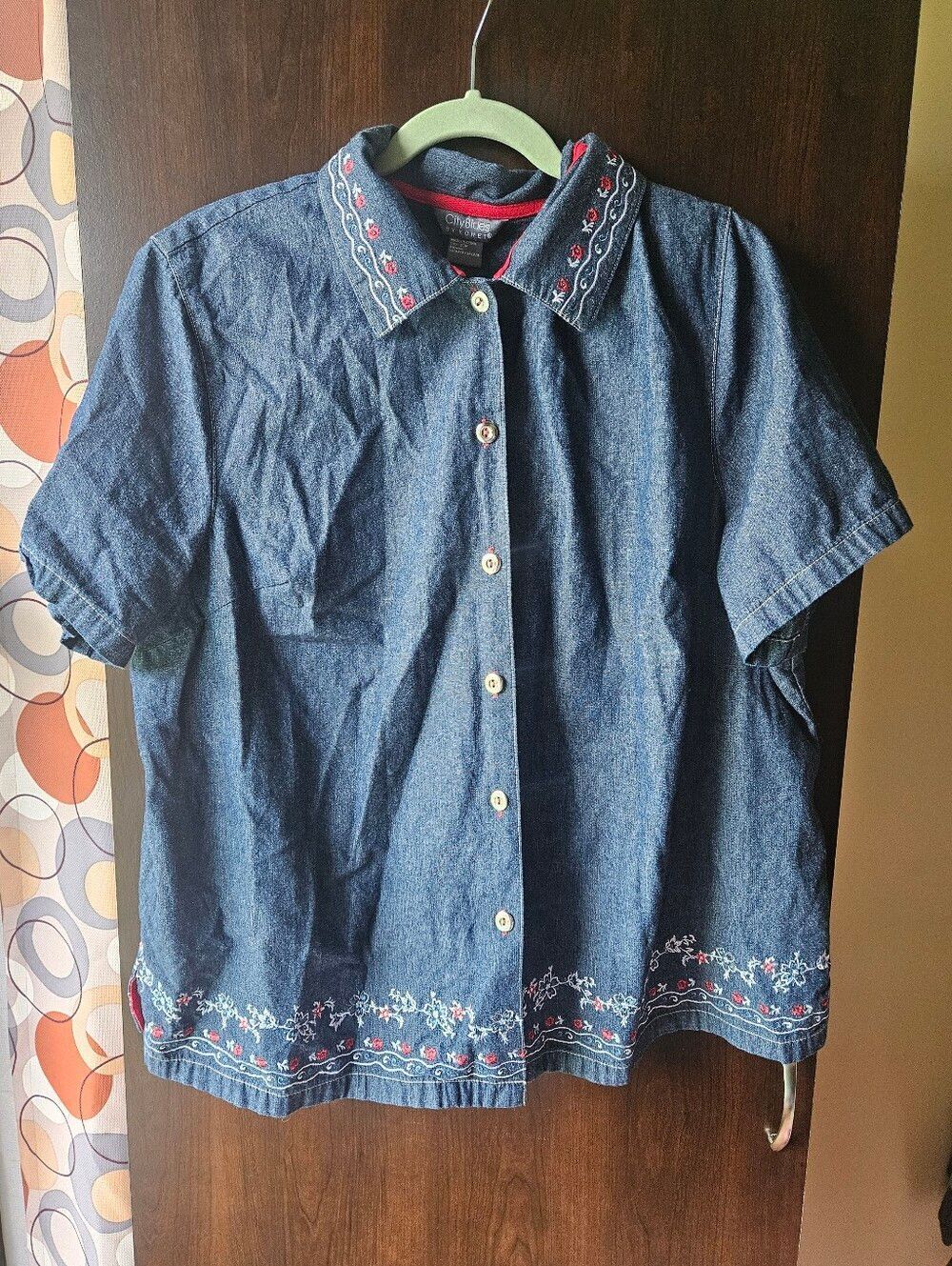 City Blues By Koret Dark Blue Denim Shirt with Red Floral Embroidery Size 20W